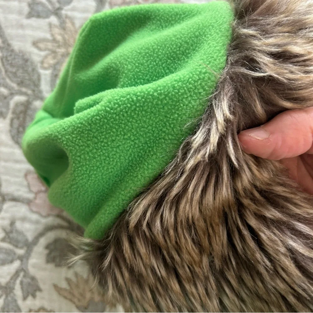 GAP Kids Faux Fur Knit Trapper Hat. Size L/XL.